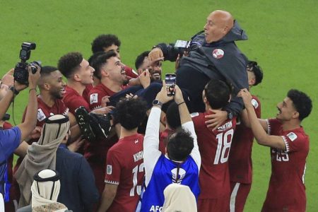 سرمربی قطر پس از قهرمانی آسیا از این تیم جدا شد